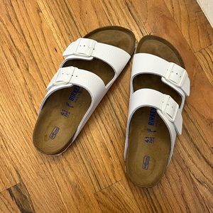 Birkenstock Arizona size 41 BRAND NEW soft footbed